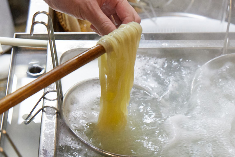 茹でうどん