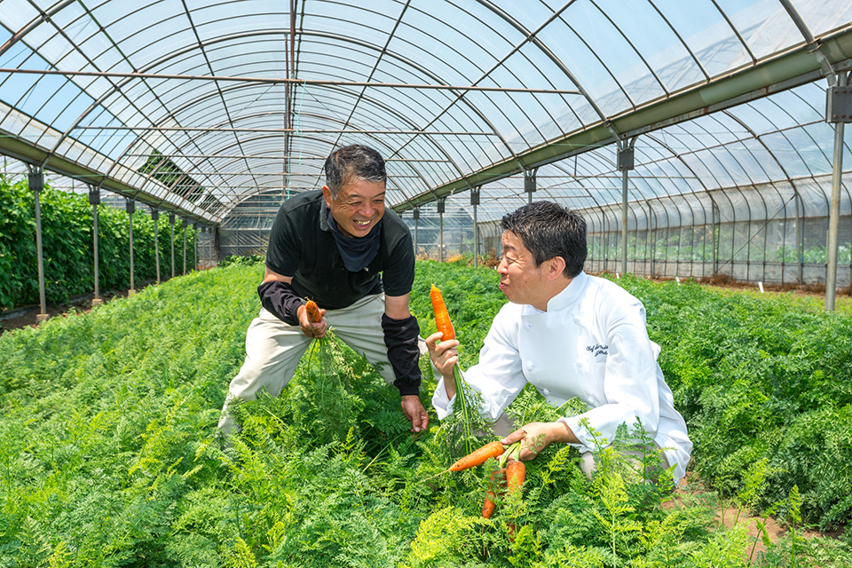 太田高広シェフ(右側)